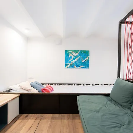 Le Chanceux Fabuleux Duplex En Design, Pour Loisir En Couple Ou Congres Apartment
