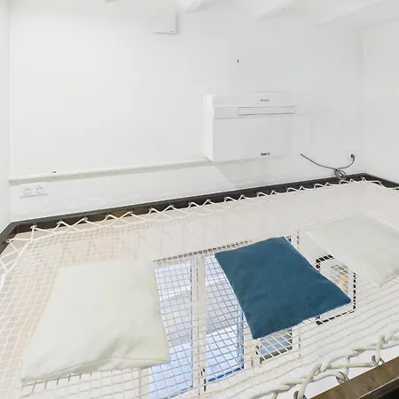 Le Chanceux Fabuleux Duplex En Design, Pour Loisir En Couple Ou Congres * Cannes