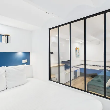 Le Chanceux Fabuleux Duplex En Design, Pour Loisir En Couple Ou Congres Daire *