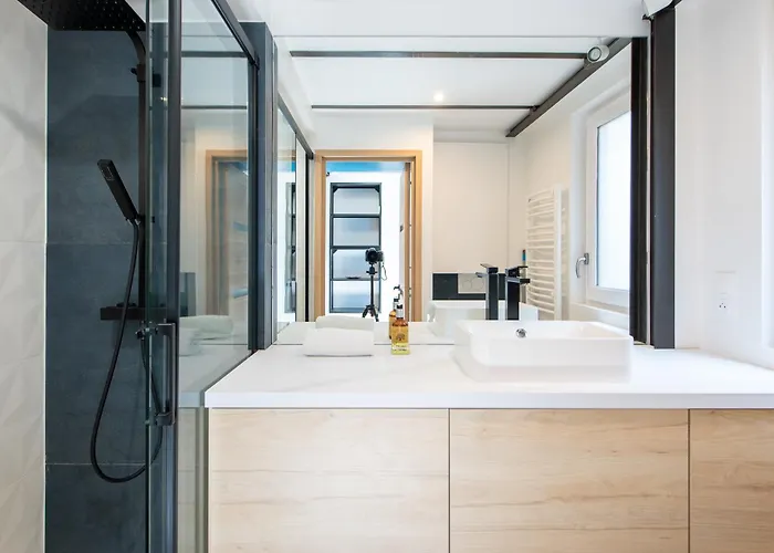Le Chanceux Fabuleux Duplex En Design, Pour Loisir En Couple Ou Congres Daire *